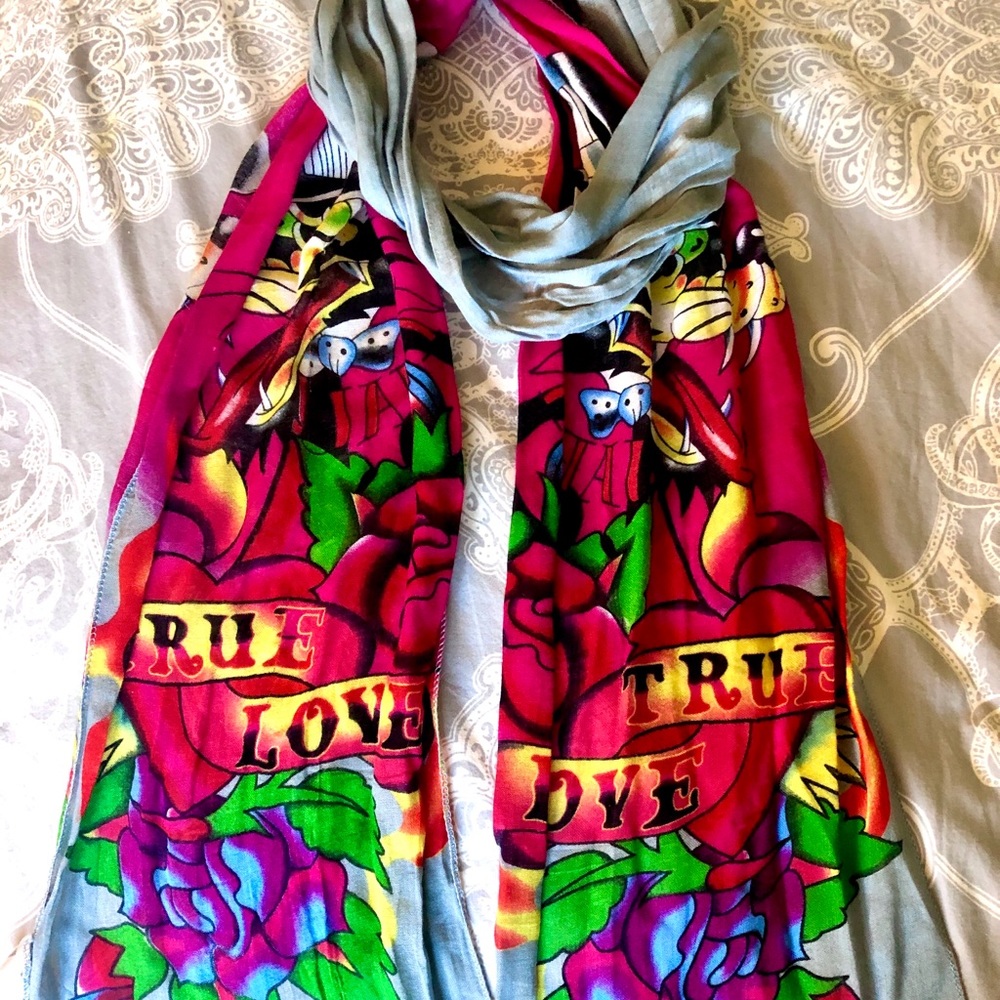 Ed Hardy True Love Scarf